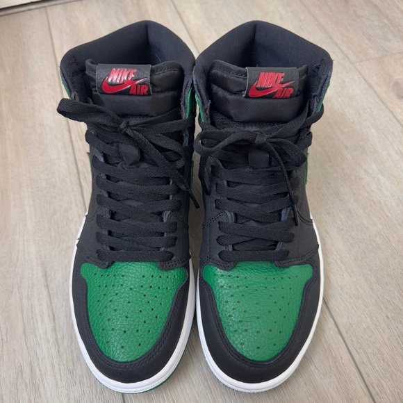 Nike Jordan 1 Retro High “Pine Green “Black Size 8.5 main image 4
